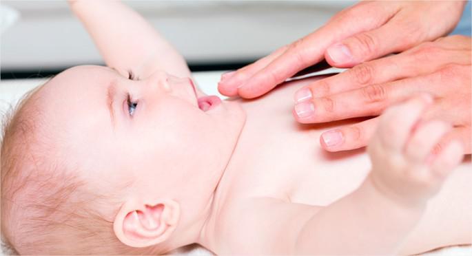 traitement d'ostéopathie pour bébé